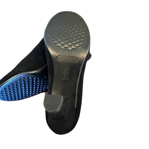 Aerosoles Heelrest Black Suede Round Toe Comfort Stacked 3" Heel sz 5.5 NWOT - Picture 9 of 13